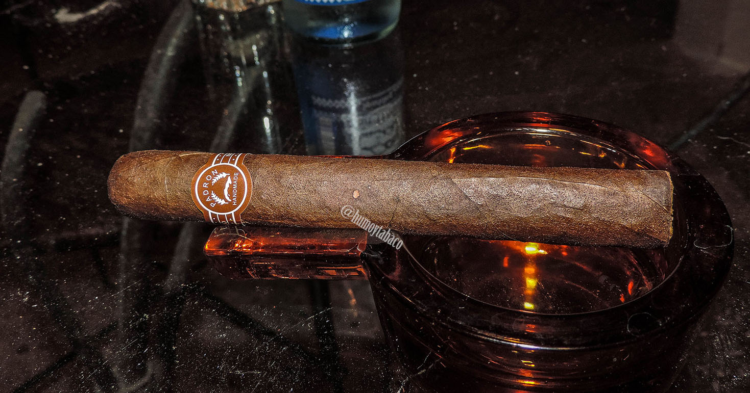 Padron - Series 3000 01