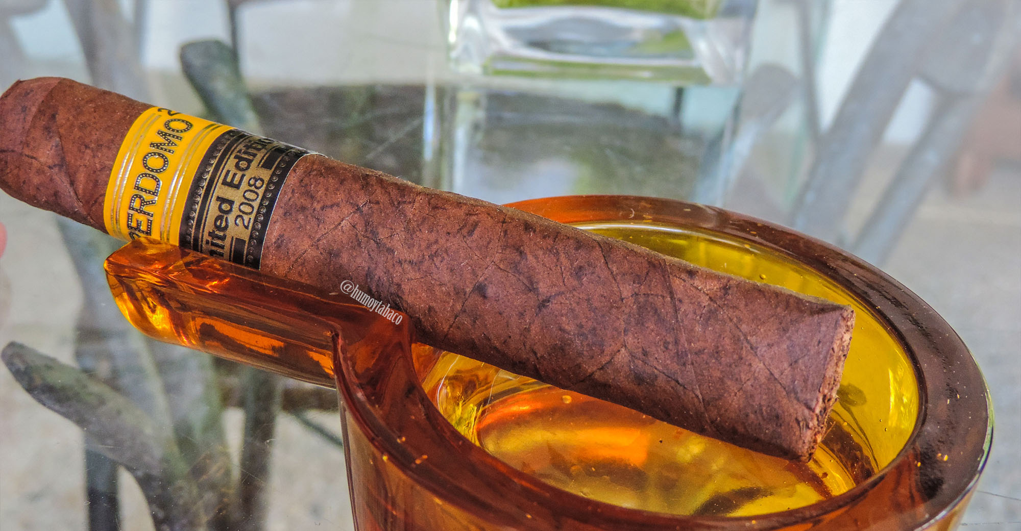 Perdomo 2 Limited Edition 2008 Maduro 01