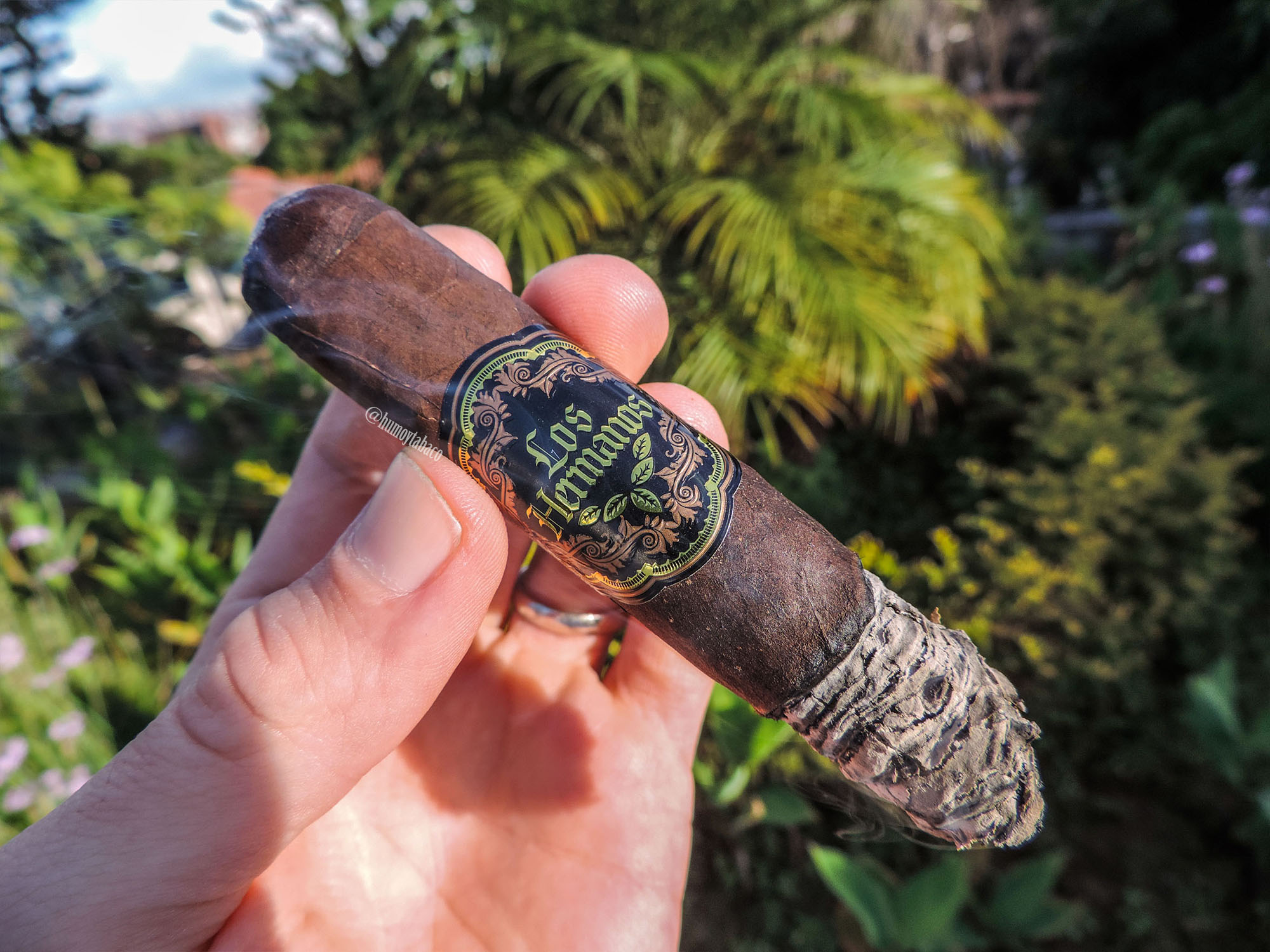 AJ Fernandez - Los Hermanos Bronze Maduro 04