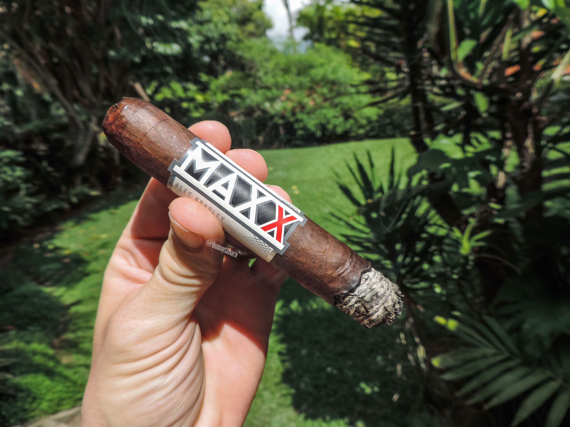 Alec Bradley - Maxx 04