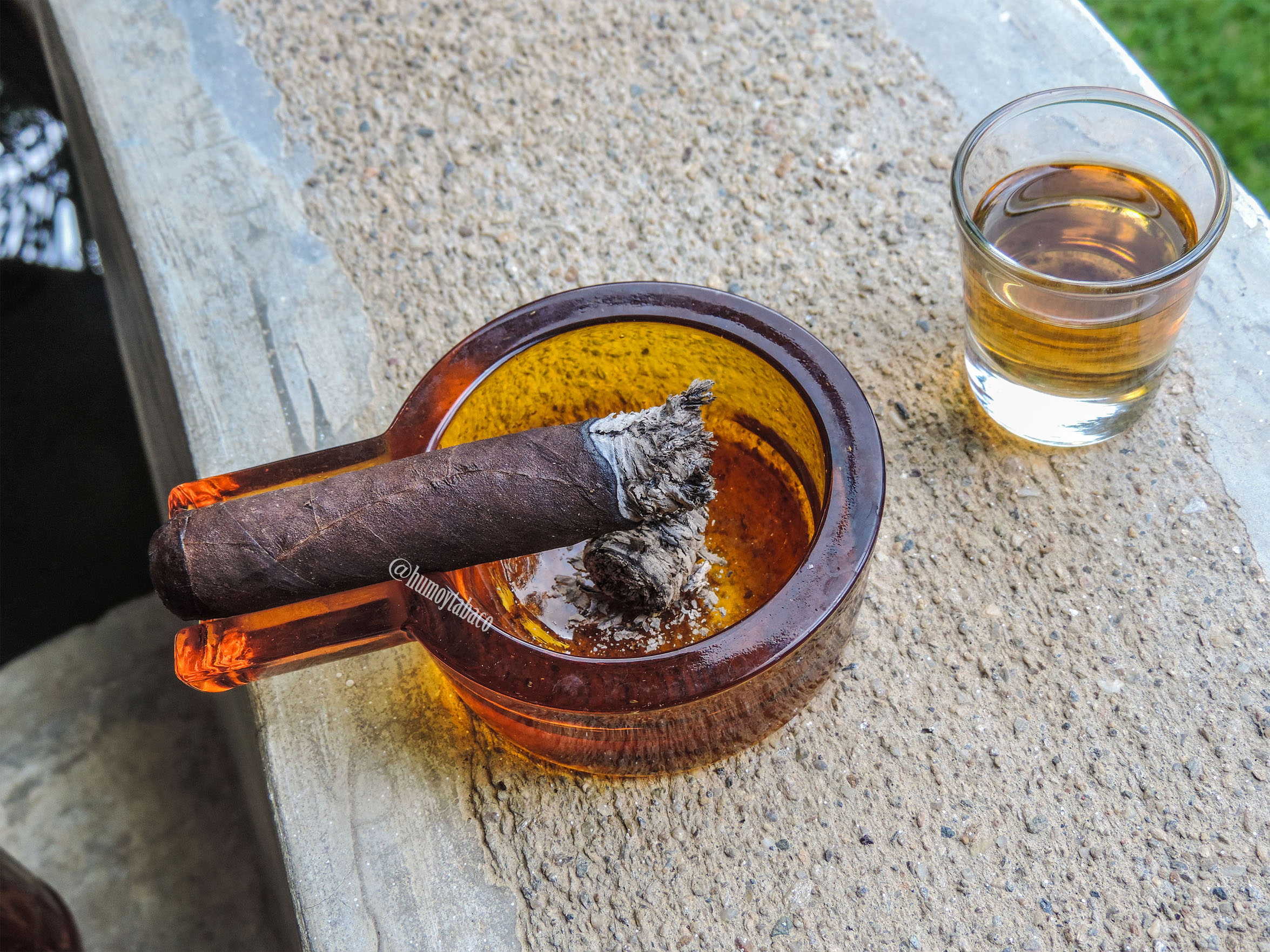 Camacho - Triple Maduro06