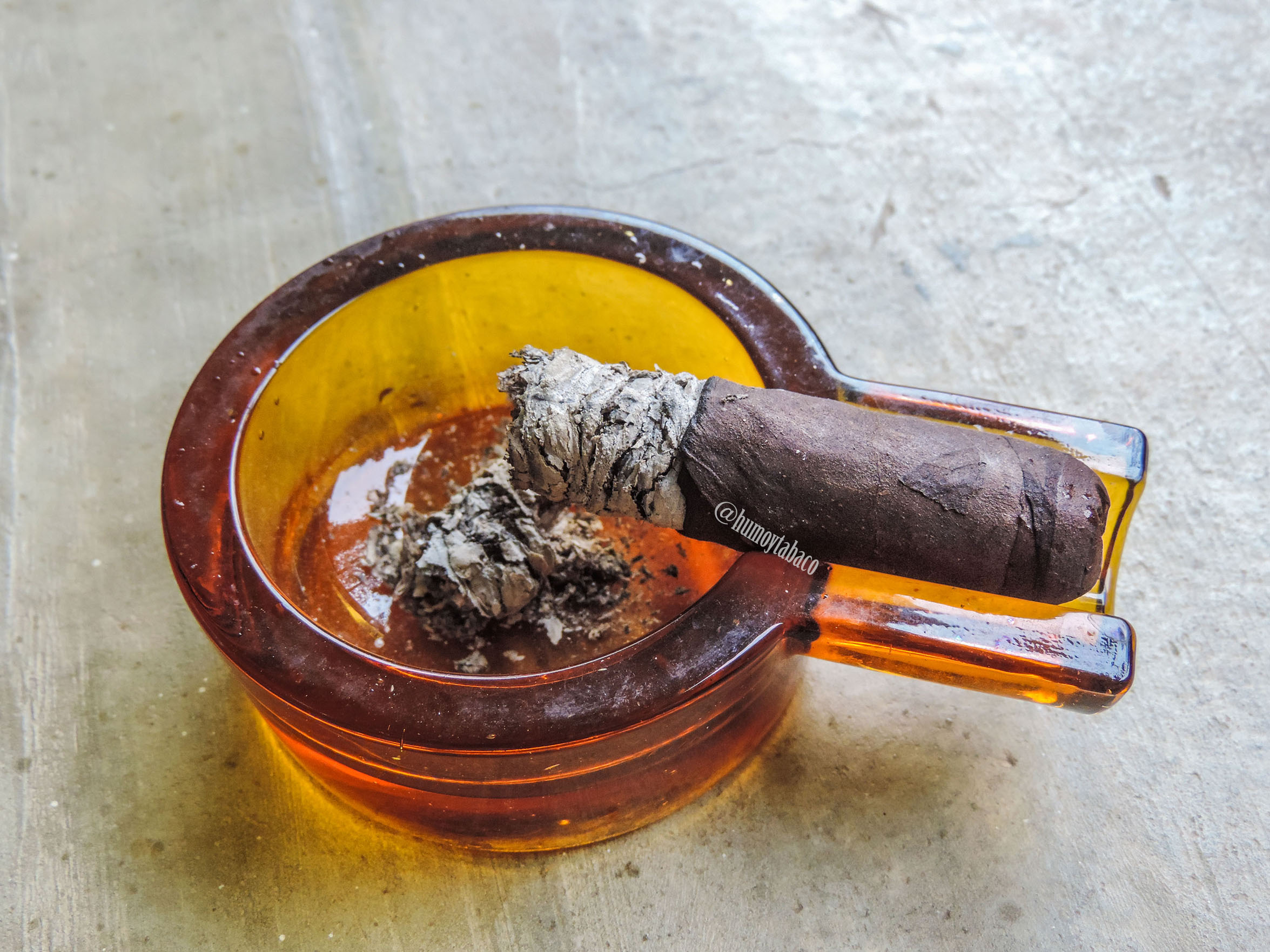 Camacho - Triple Maduro07