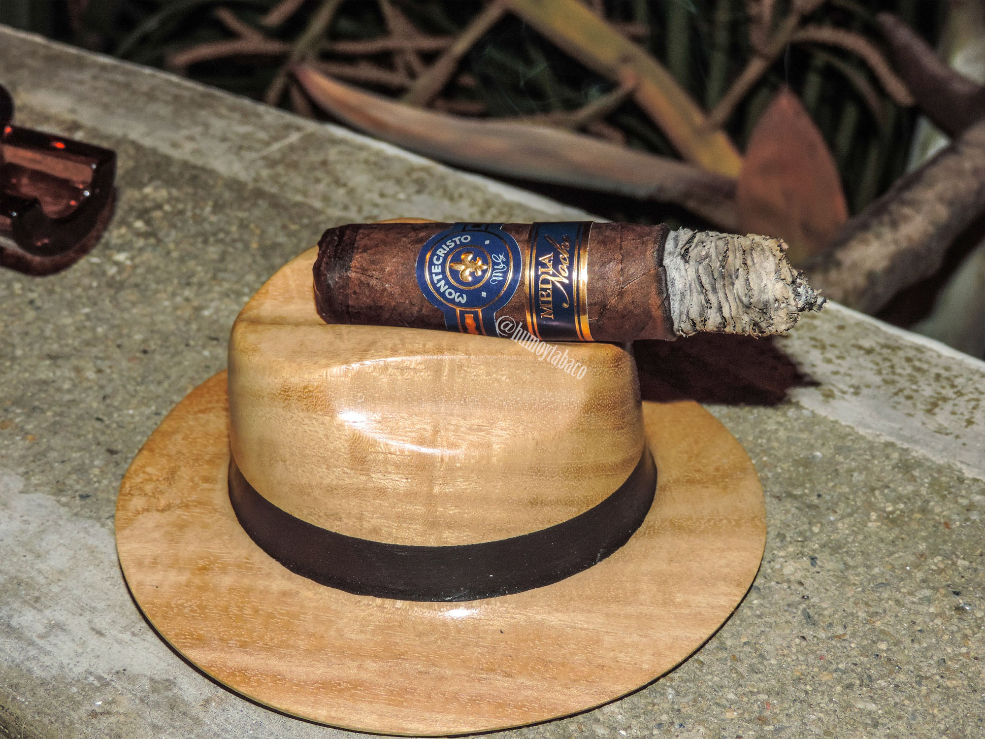 Montecristo - Media Noche 6