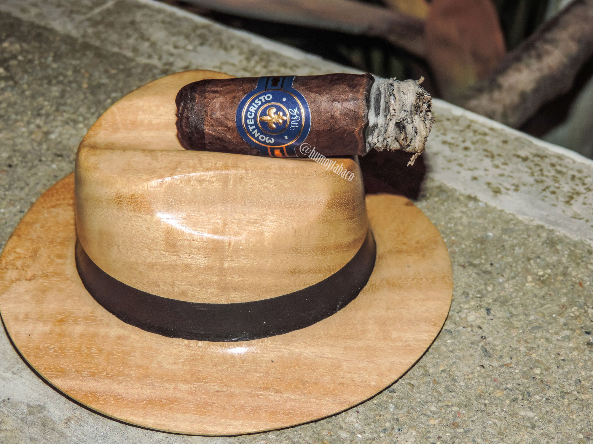 Montecristo - Media Noche 7