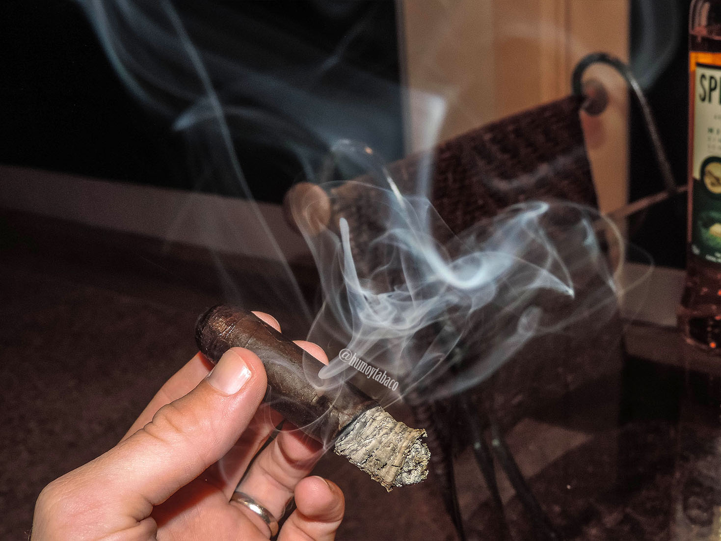 El Primer Mundo - La Hermandad 07