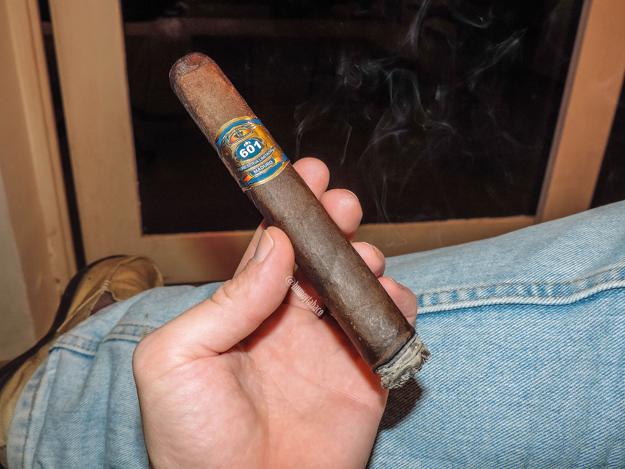 601 - Blue Label Maduro 01