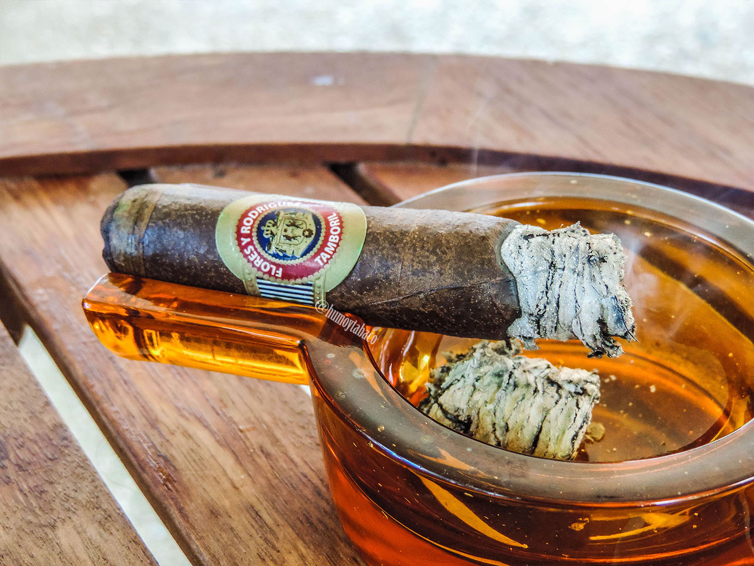 PDR - FyR Cabinet Maduro 06