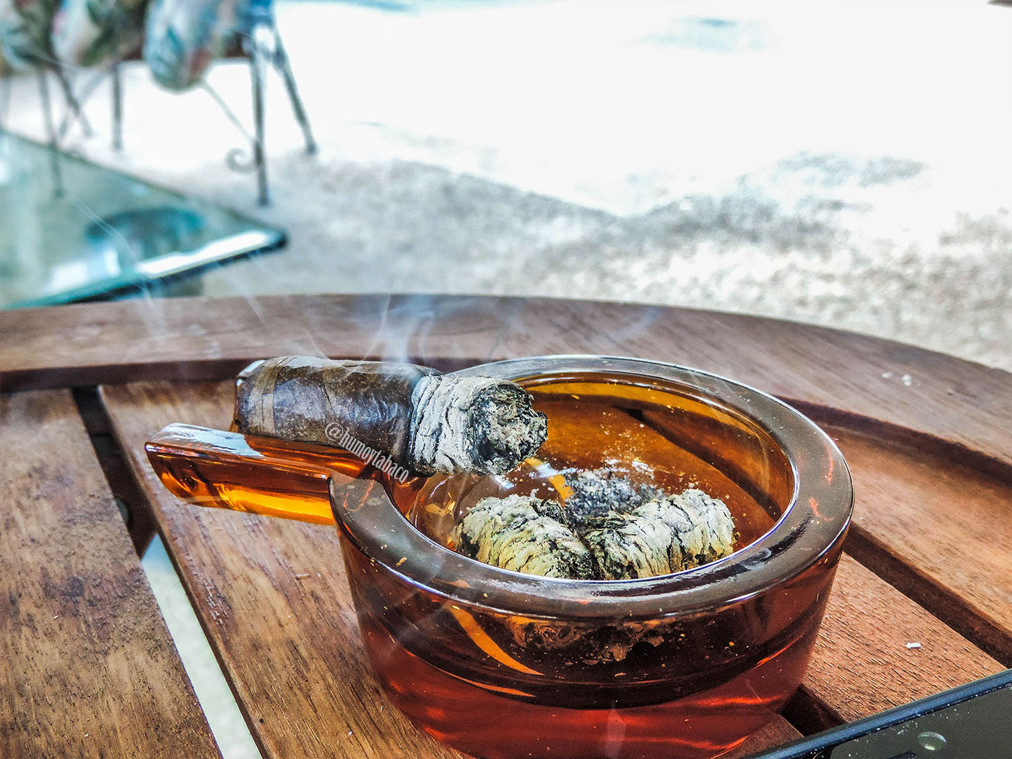 PDR - FyR Cabinet Maduro 07