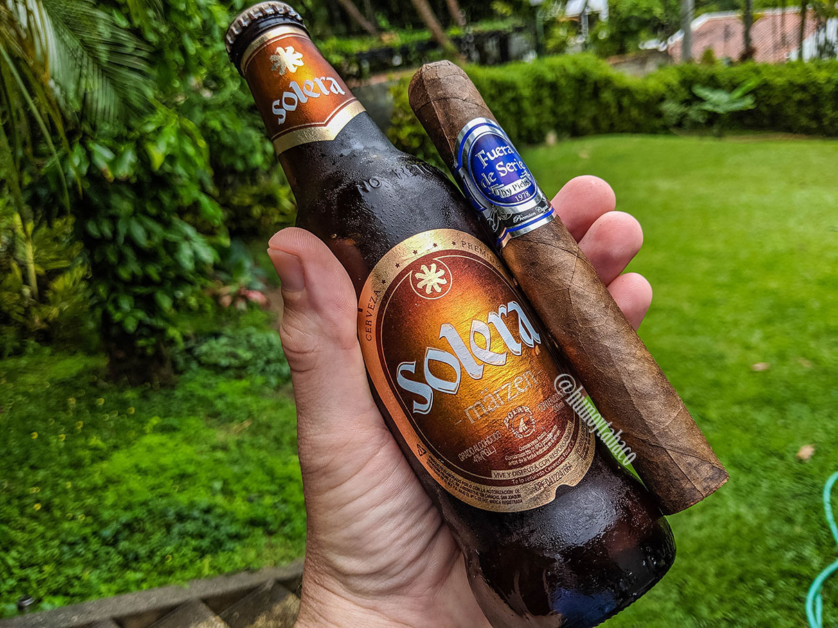 Fuera de Serie - Maduro 01