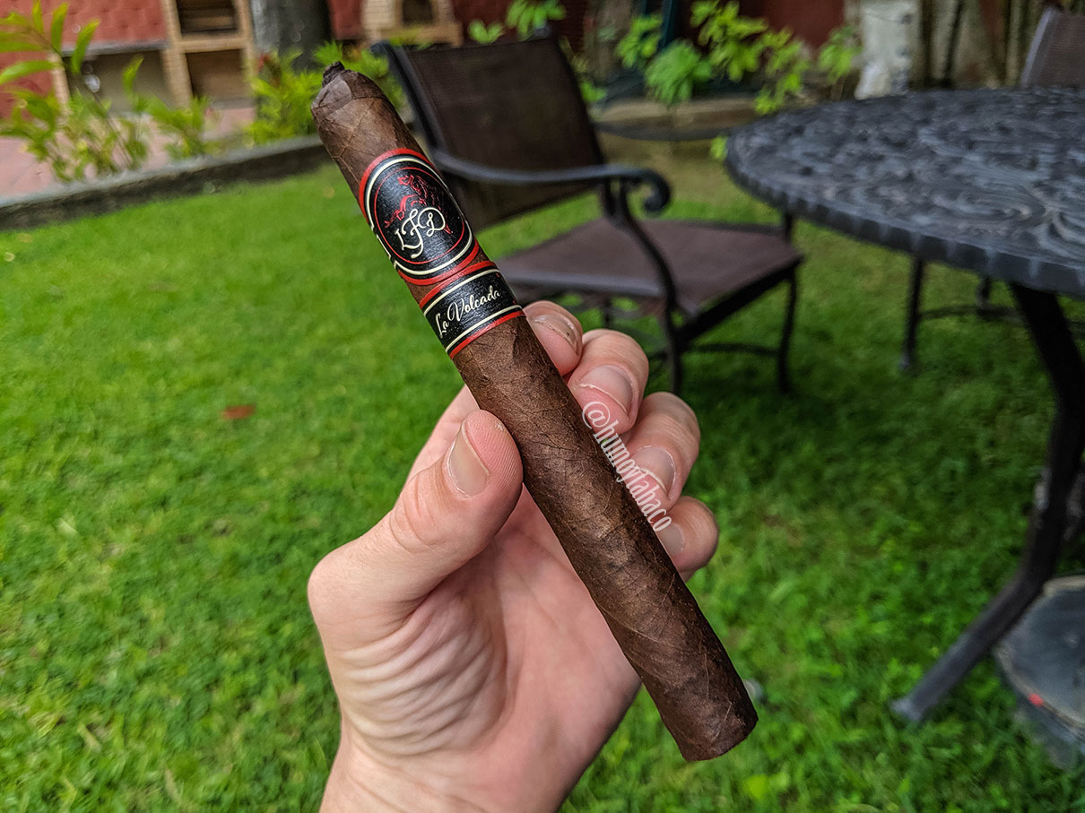 La Flor Dominicana - La Volcada 01