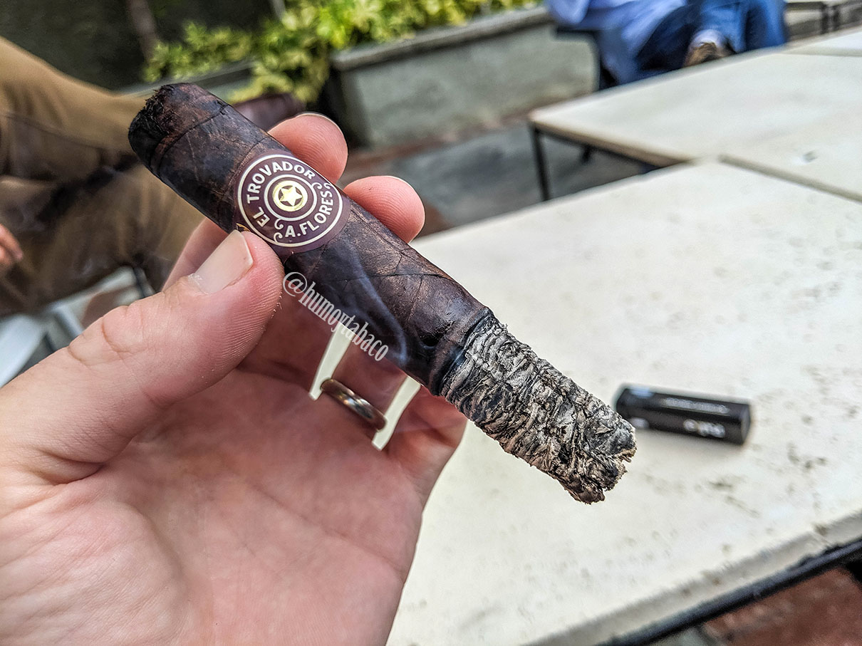 A Flores - El Trovador 04