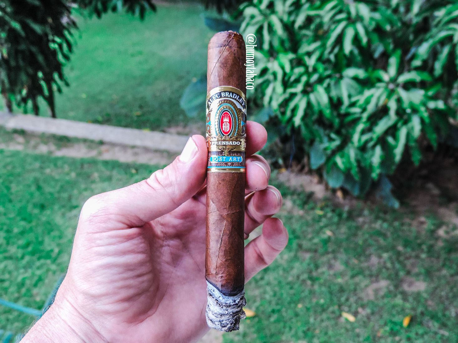 Alec Bradley - Prensado Lost Art 03