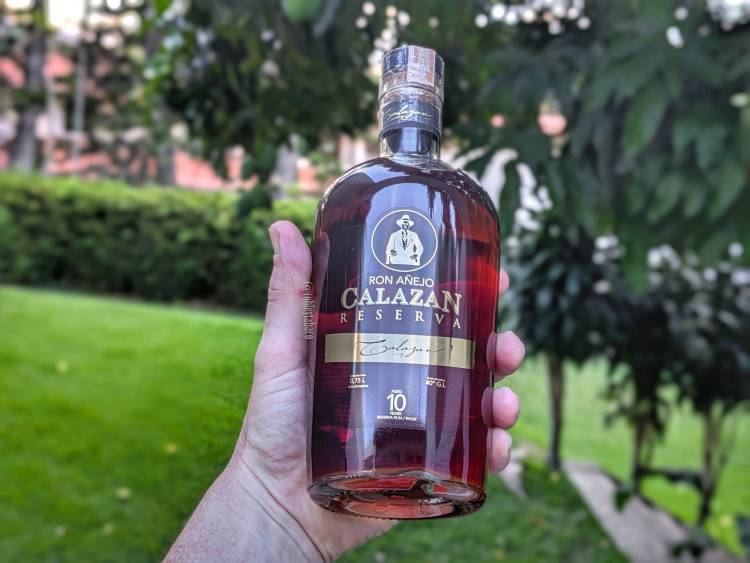 Calazan Reserva bottle