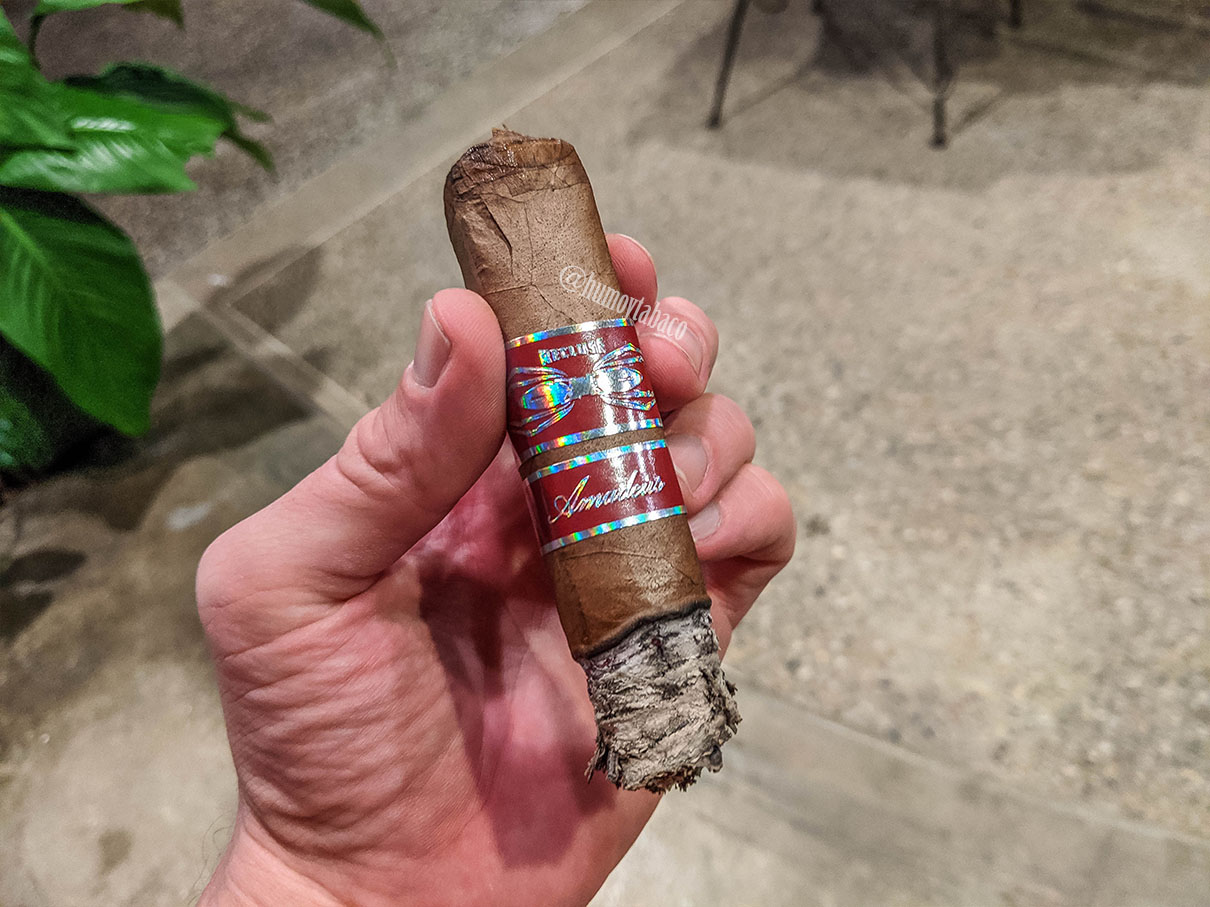 Iconic Leaf - Recluse Amadeus Habano 05