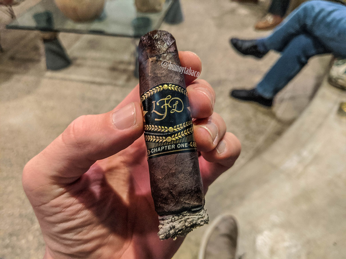 La Flor Dominicana - Chapter One 05