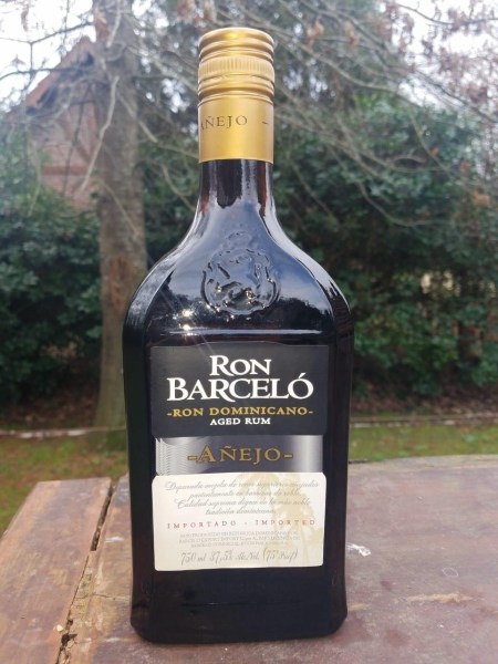 ron-barcelo-anejo-botella-x-750ml-D_NQ_NP_944282-MLA31653868663_082019-F
