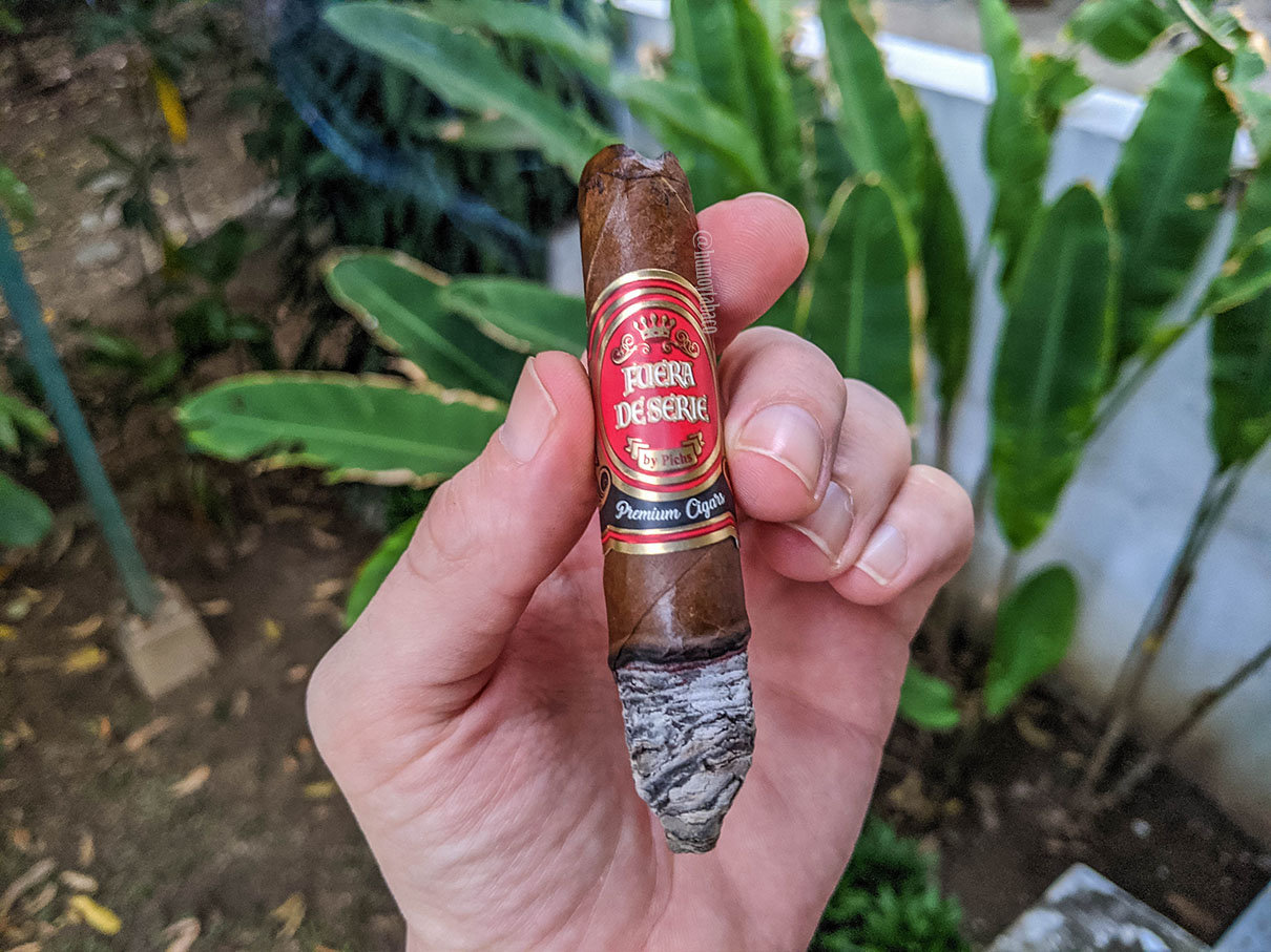 Fuera de Serie Habano Short 02