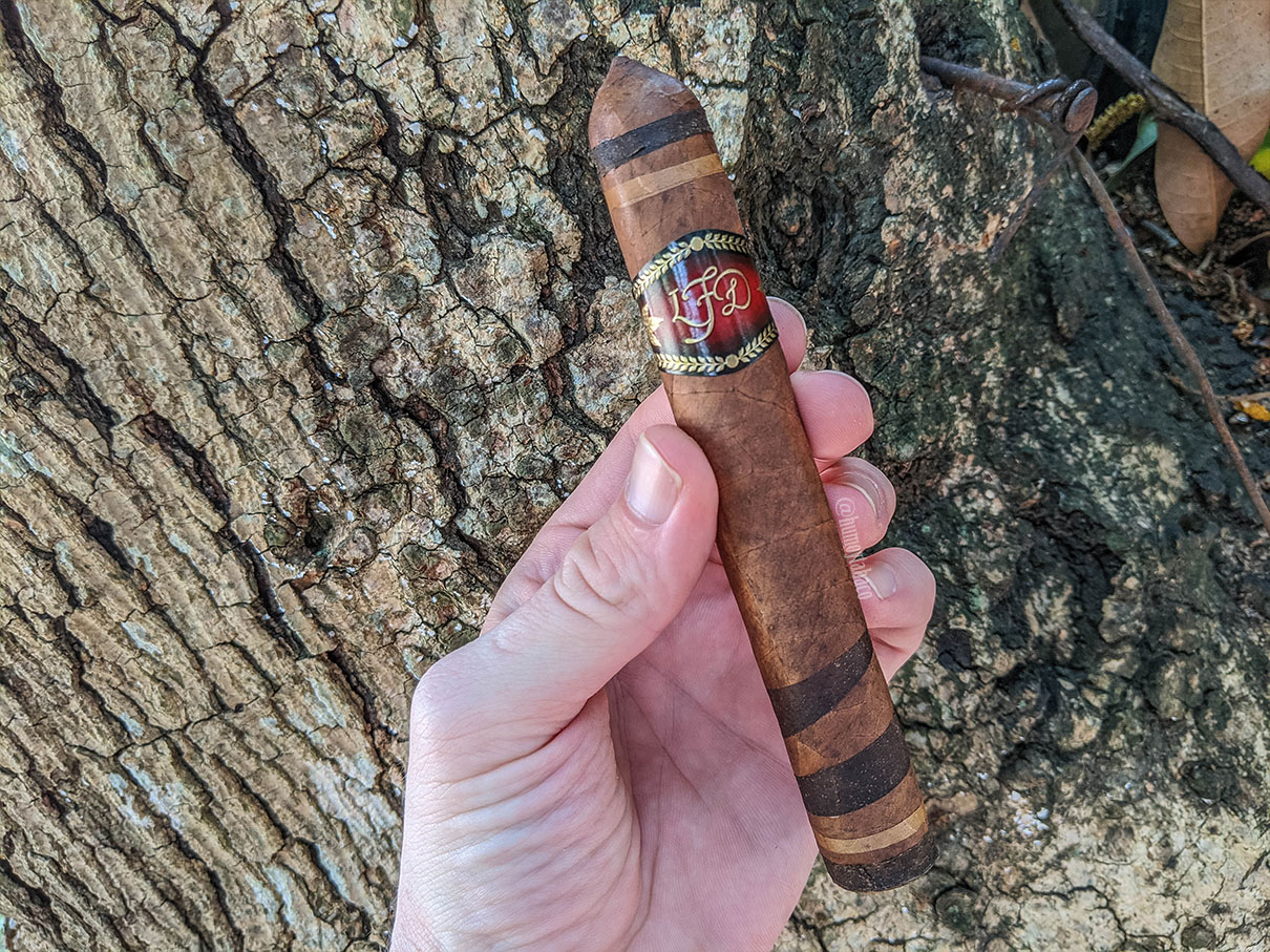 La Flor Dominicana - TGS Exclusive 01