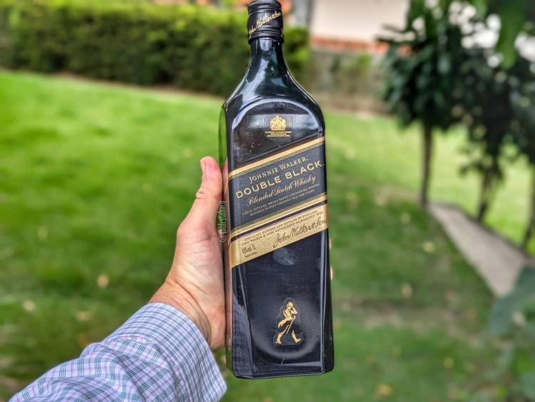 Johnnie Walker Double Black bottle