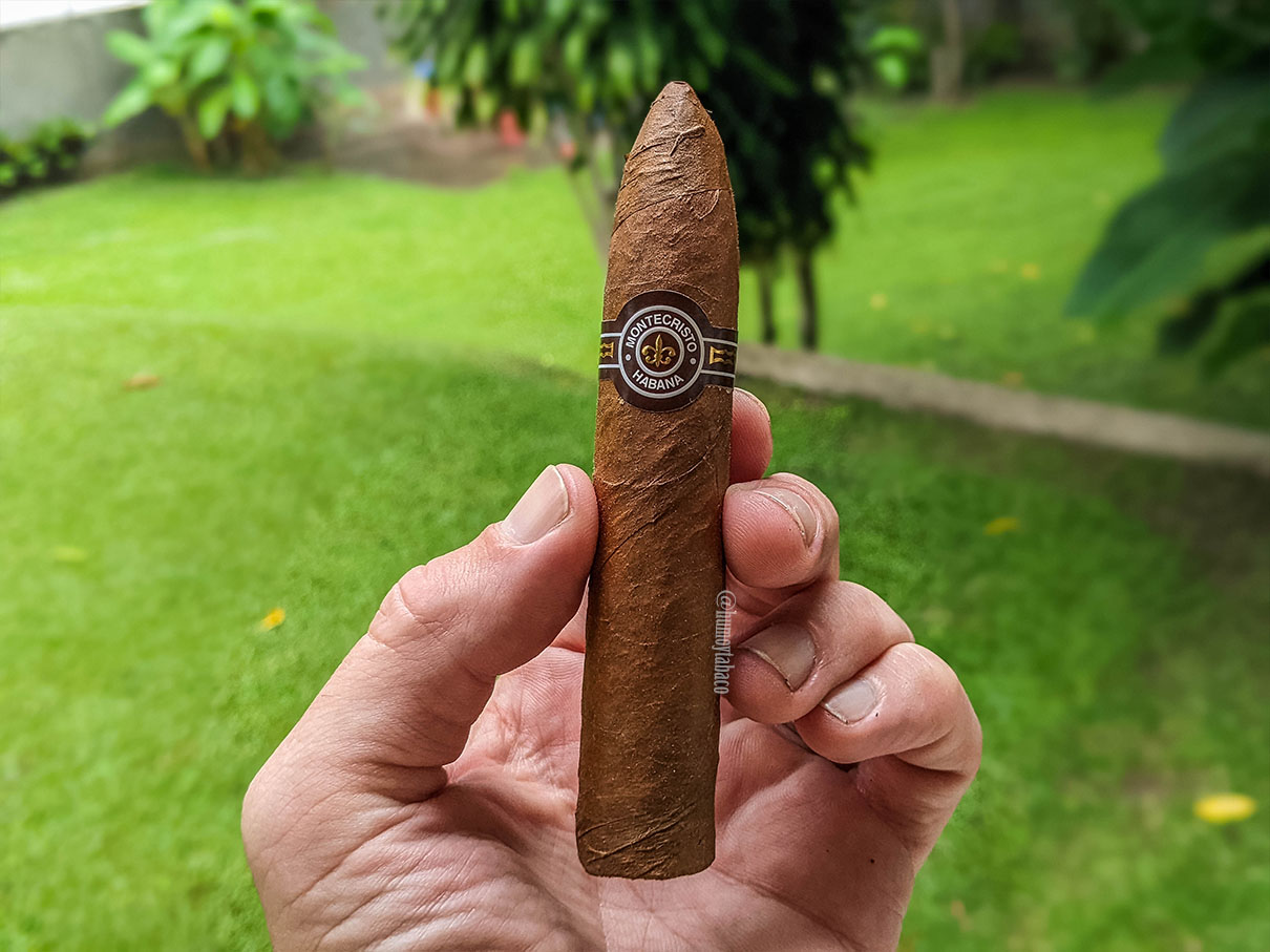Montecristo – Petit No. 2 – Humo y Tabaco