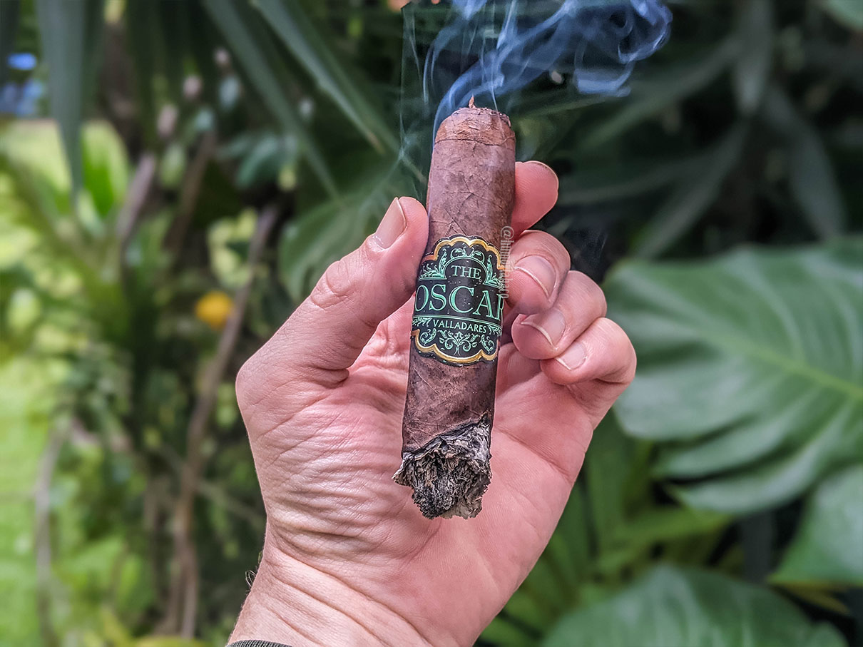 Ecuadorian Rapper Ecuadorian Habano Wrapper Oscar Valladares: John Aylesbury VILLAVERDE ...