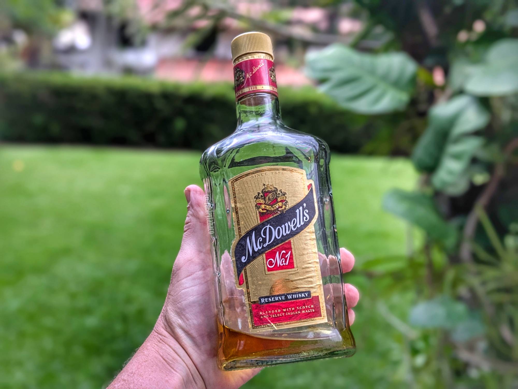 値下げ！シングルモルトウイスキーマクドウェルズ（McDowell's） Whisky: McDowell's No. 1 – Humo y Tabaco