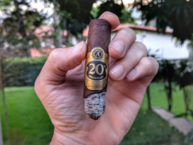 AJ Fernandez - 20th Anniversary (Toro) last third