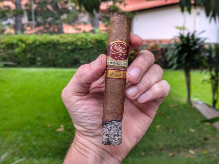 Padron - Family Reserve 46 Years Natural first third