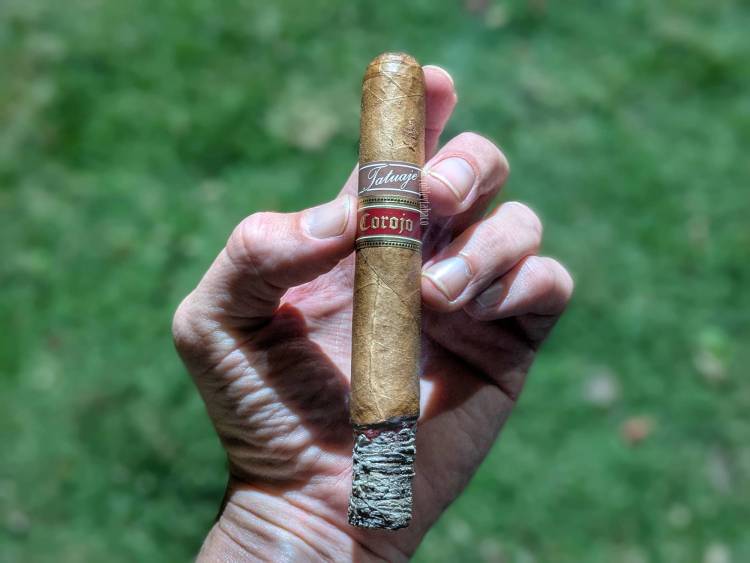 tatuaje 7th corojo corona second third