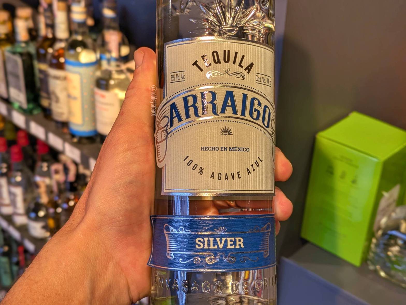 Arraigo Silver label