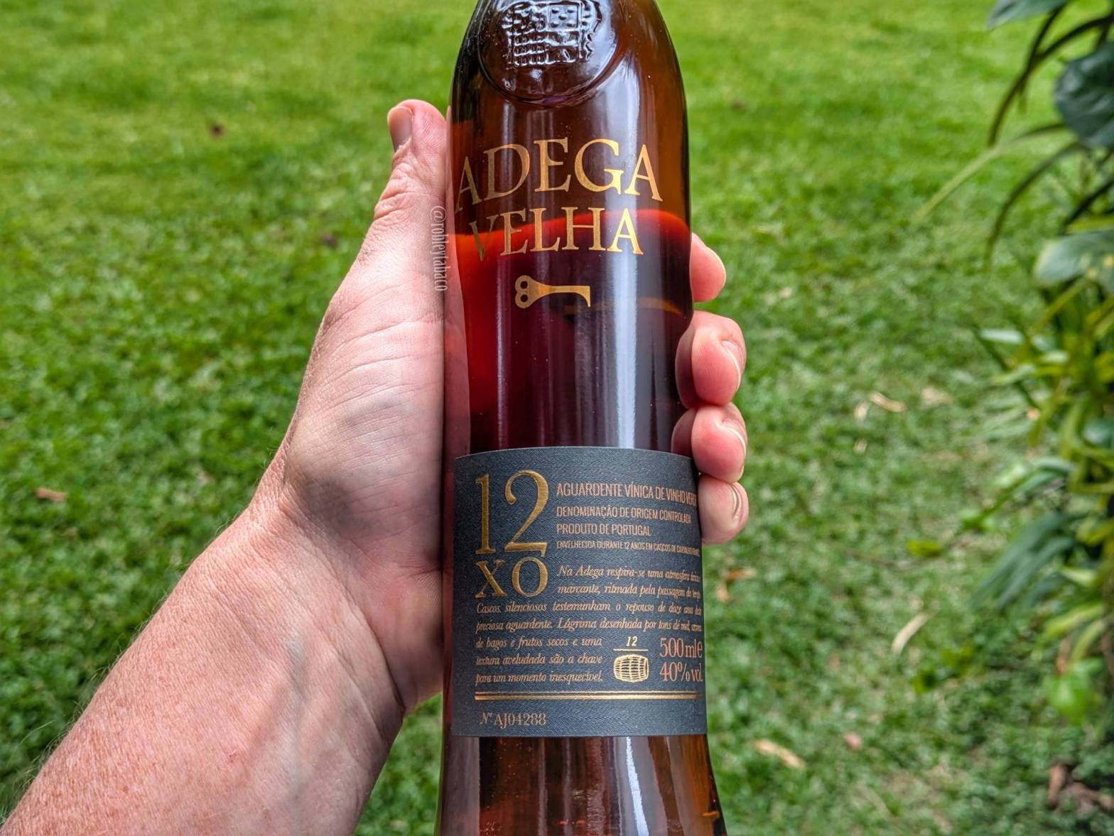 Adega Velha XO label