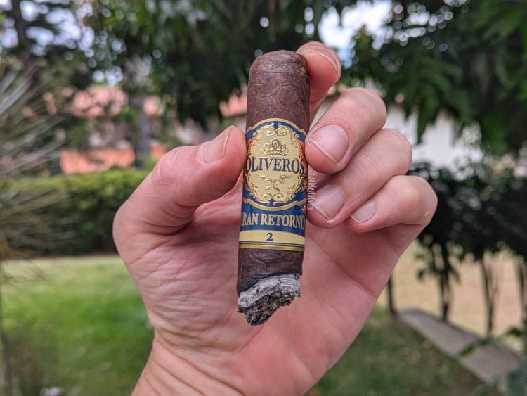 Oliveros Gran Retorno Maduro (Ragtime) second third