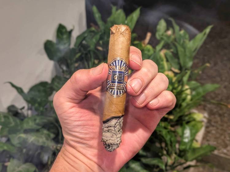 Don Eliseo - Connecticut (Toro) second third